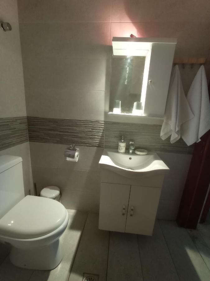 איפסוס Dora Apartment By Hotelius מראה חיצוני תמונה
