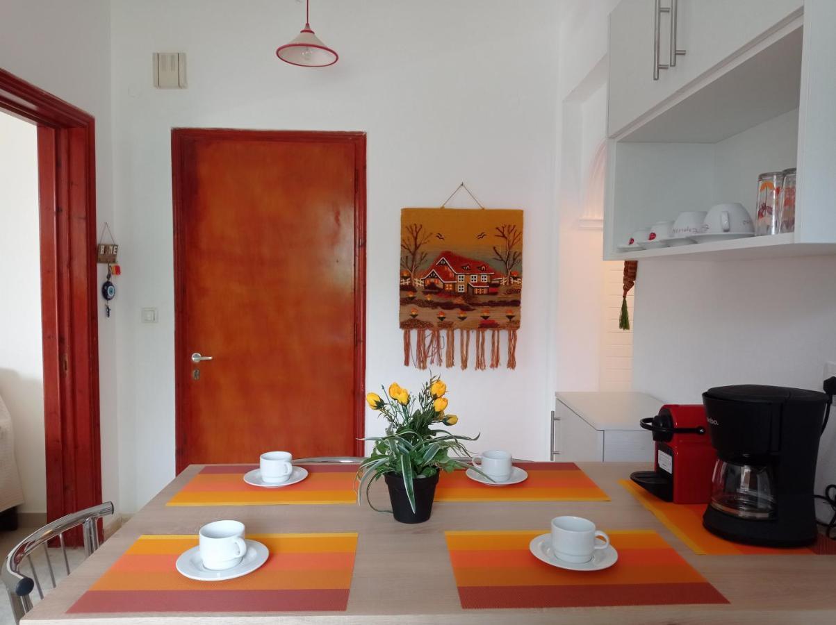 איפסוס Dora Apartment By Hotelius מראה חיצוני תמונה